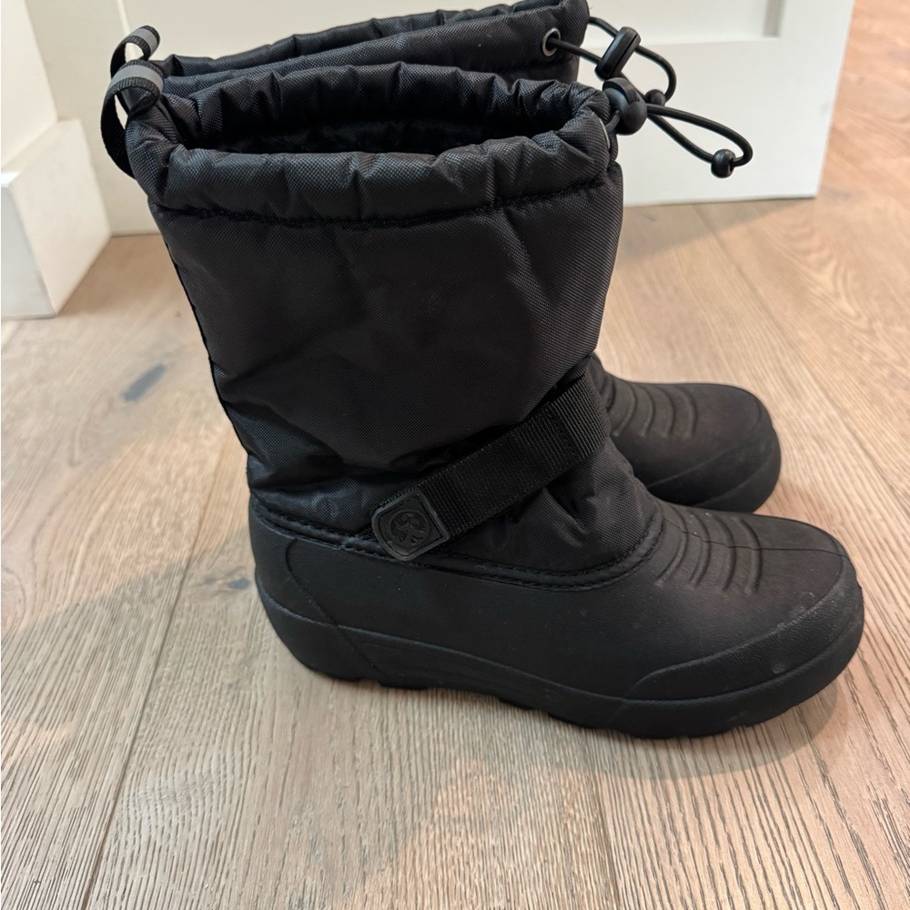 Black Kids Winter Snow Boots with Thinsulate